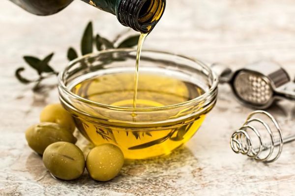 olive-oil-968657_640